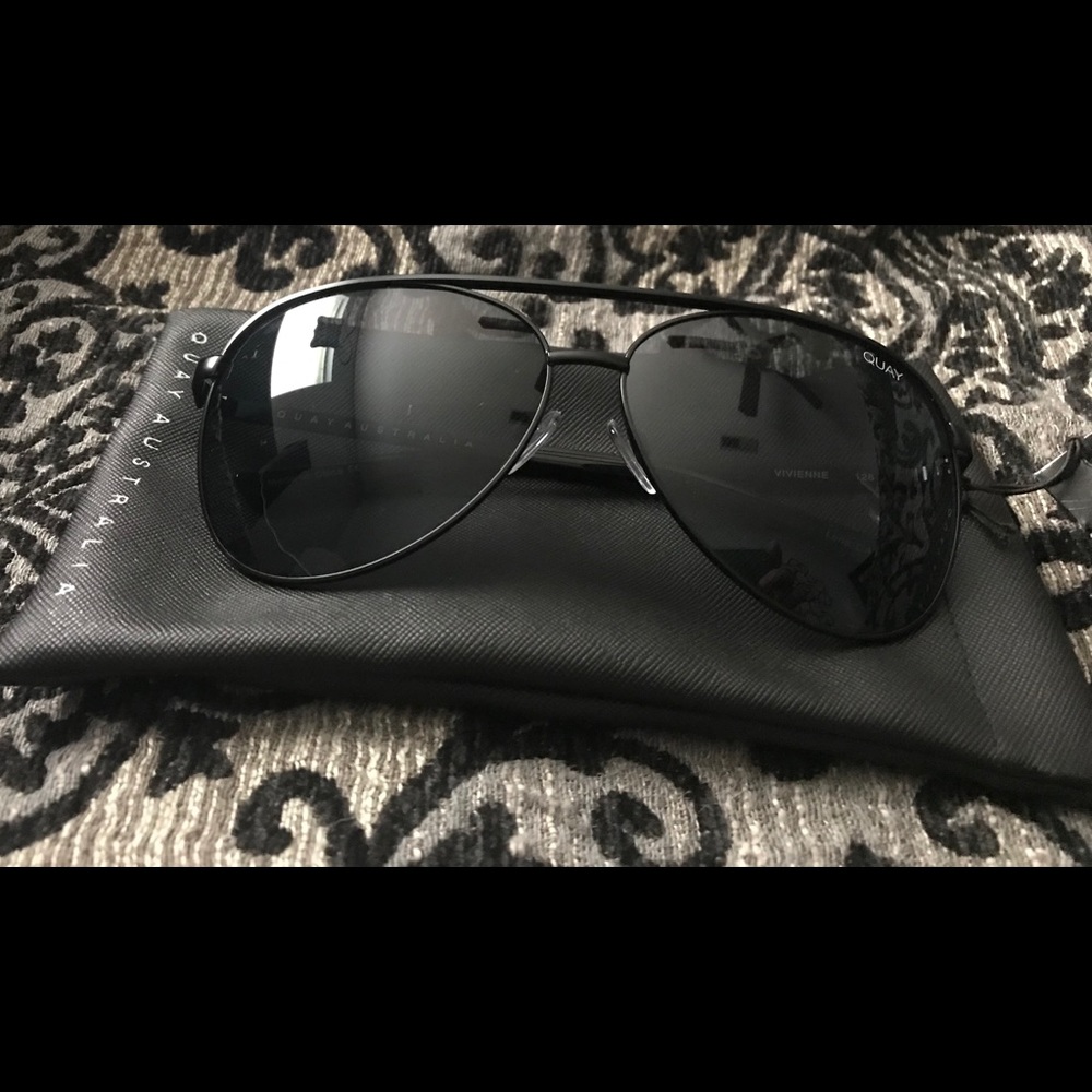 Quay sunglasses new never used